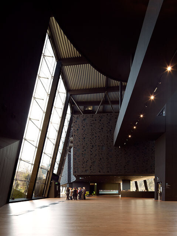 Cristóbal Balenciaga Museoa_interior_Magmacultura Servicios Culturales